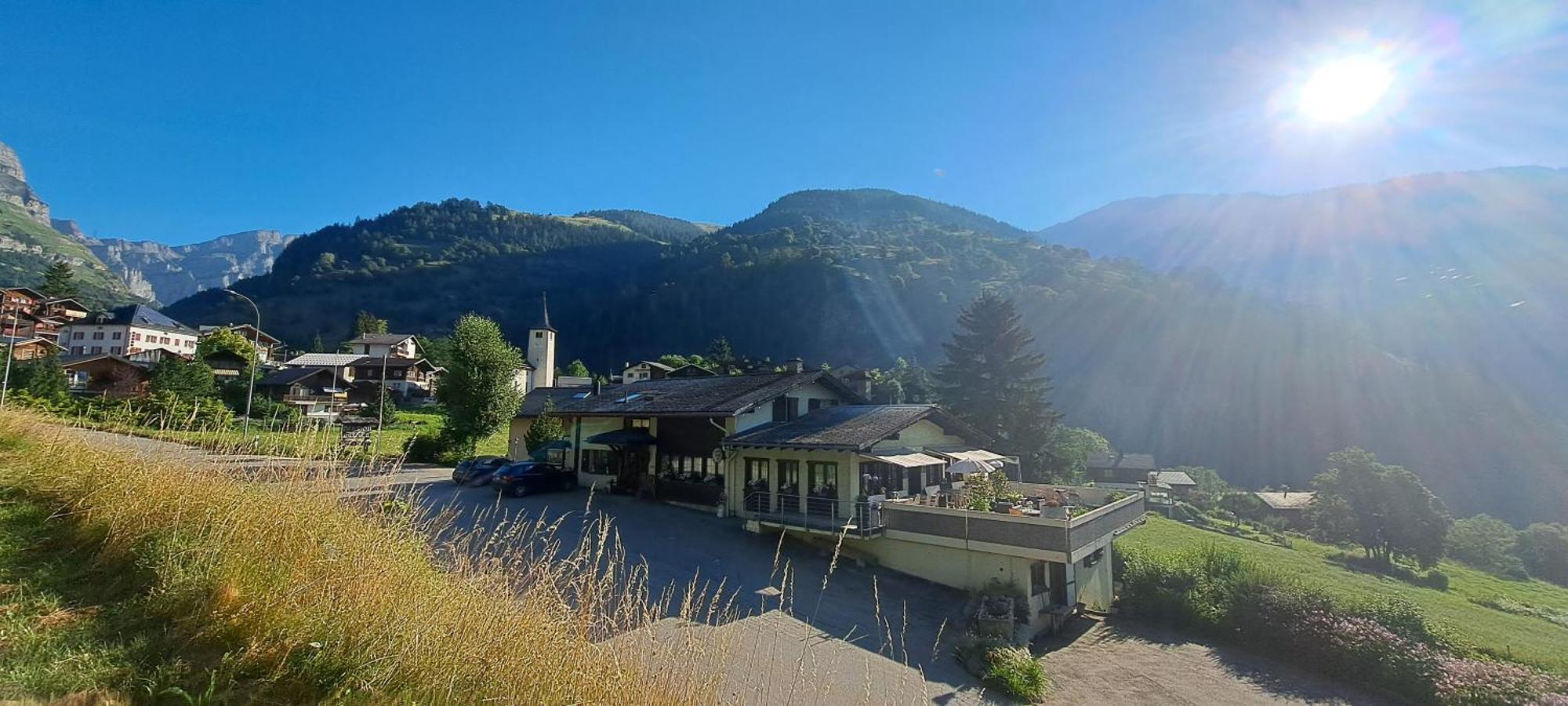 B&B Chalet Rustica Inden, Leukerbad Exterior photo